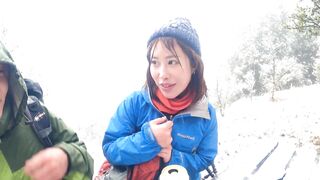 SORA-394 超極寒！！雪山ハイキング精飲